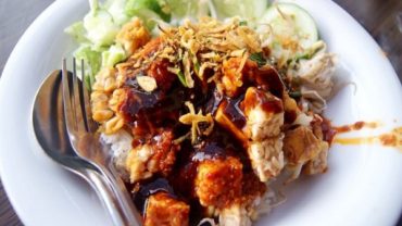 Cara Membuat Nasi Lengko Makanan Tradisional Jawa Barat